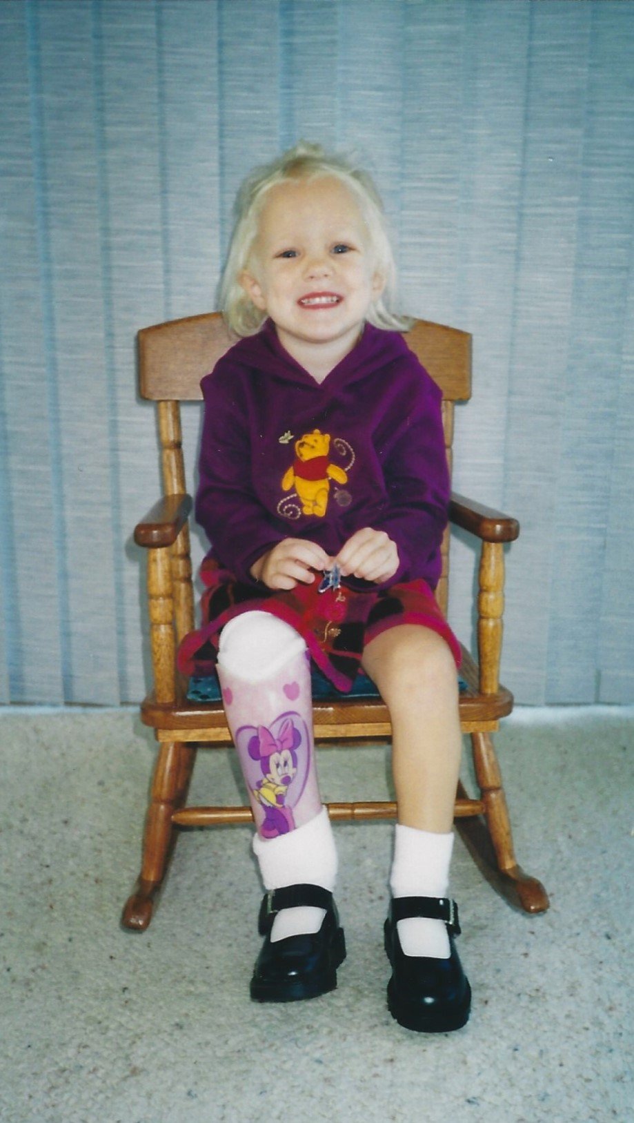 Minnie Mouse Rocking Chair 10_2001